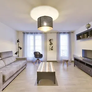 modern-2-bedroom-flat-3min-from-the-vieux-port.fr-provencehotel.com/